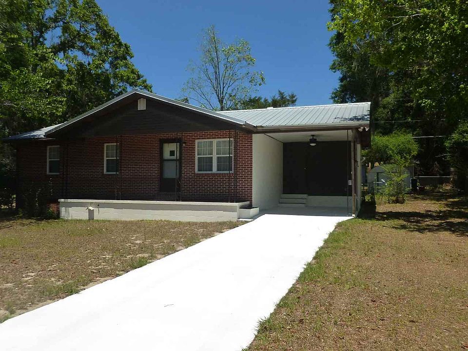 1st image of 3010 SE 21st Ave