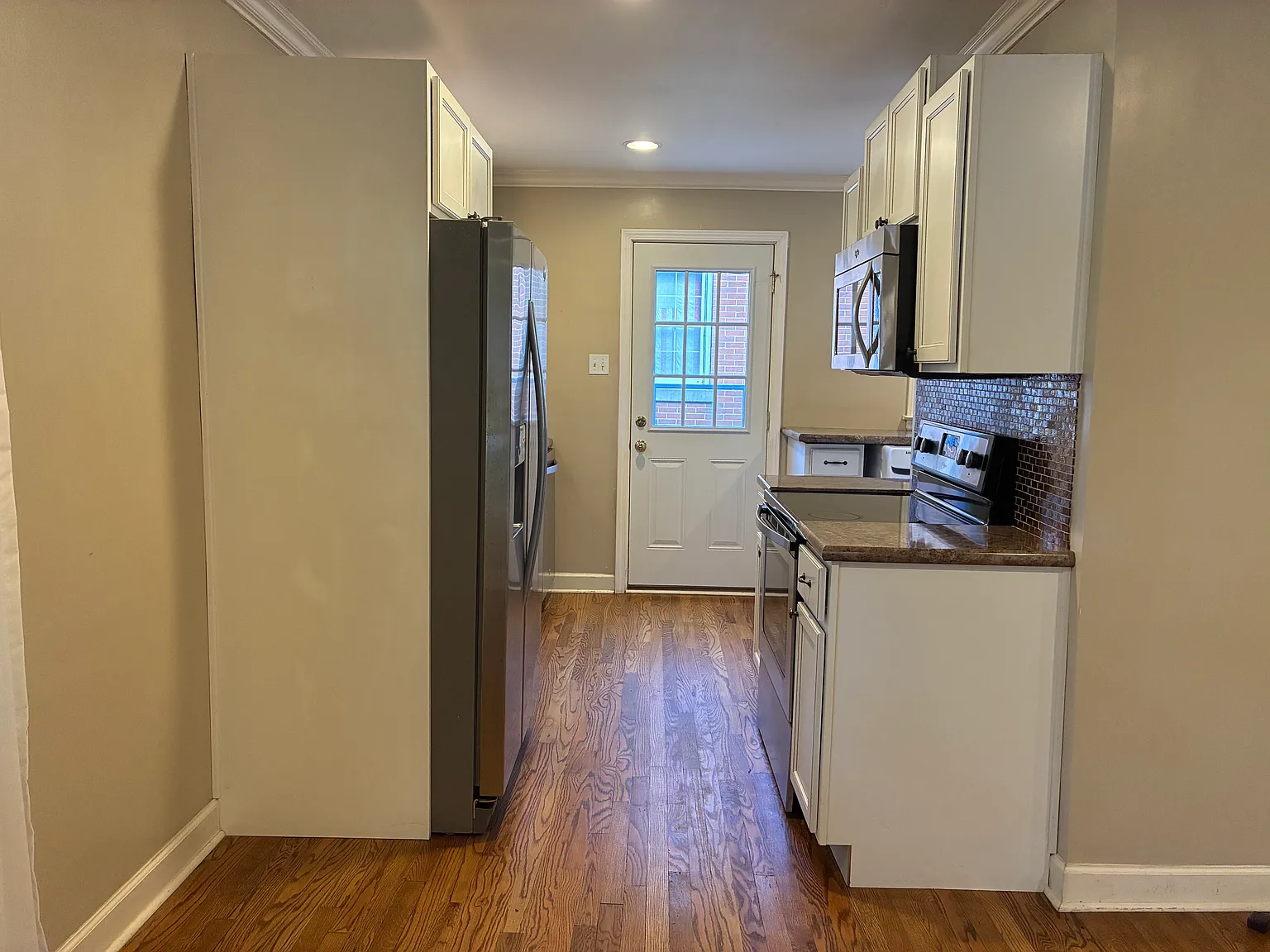 523 Lone Oak Dr — Photo 4