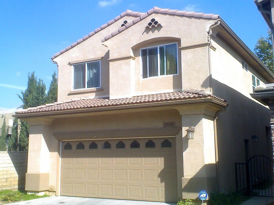 1st image of 8540 Thunderbird Dr