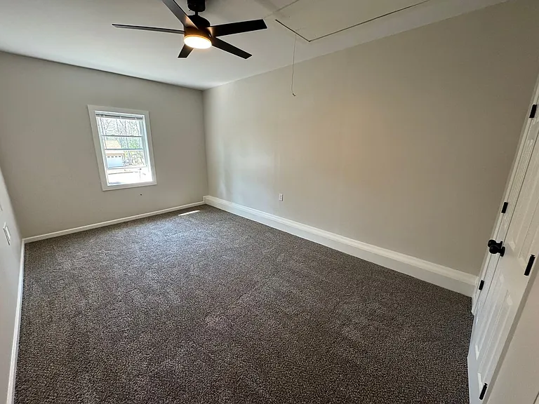 315 Ansley Dr — Photo 8