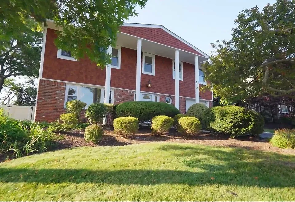 21 Wesleyan Rd