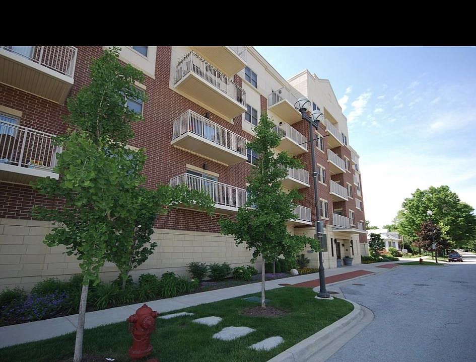 1st image of 9440 S 51st Ave APT 212