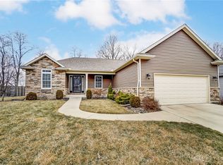 205 Nottinghill Ln, Troy, OH 45373