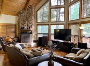 1105 E Lake Meadow Cir, Munds Park, AZ 86017