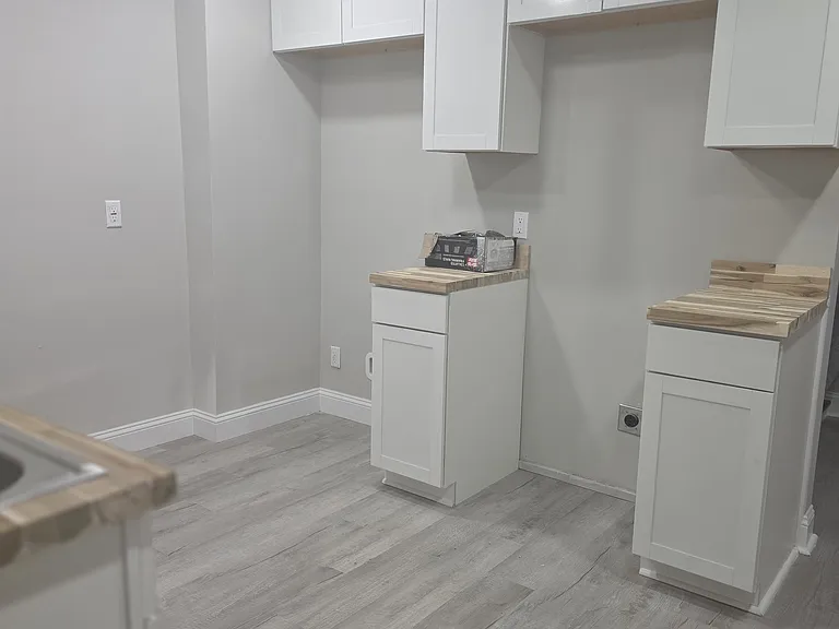 1547 Chippewa St #1547 — Photo 10