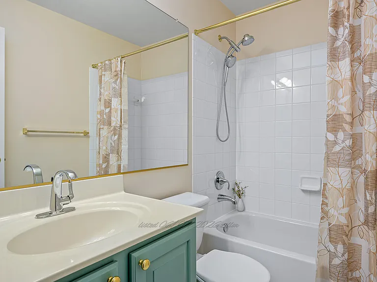 46180 Aisquith Ter — Photo 38