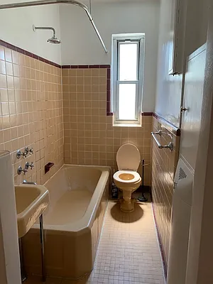 Rented by Charles Greenthal Property Sales | media 6