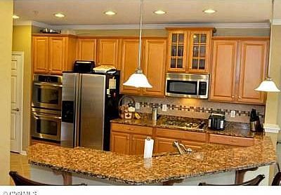 3rd image of 546 Siena Ln #546