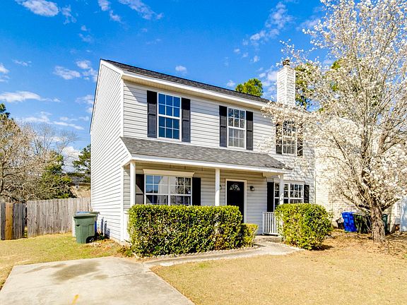 2nd image of 438 Oakbrook Village Rd