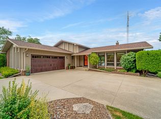 W6639 Willow Lawn Rd, Fond Du Lac, WI 54937