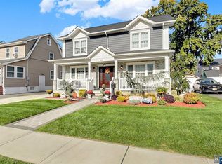 32 Hendel Ave, North Arlington, NJ 07031