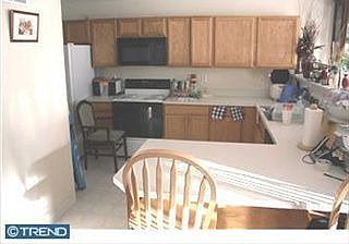 2nd image of 630 Warren Dr