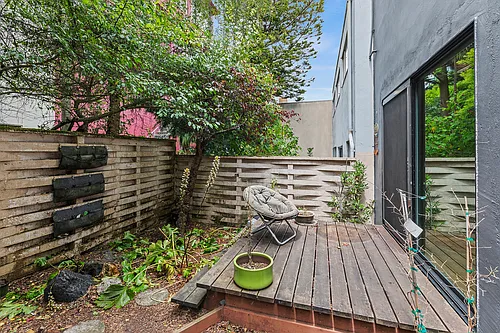 592 Corbett Ave #592 Photo 1