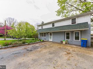 410 Firehouse Ln, Honey Brook, PA 19344