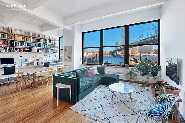 Sold by Sotheby's International Realty | media 2