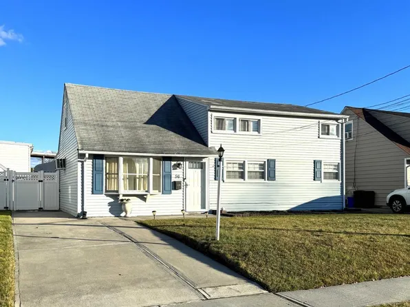 94-94 Daniel St, Carteret, NJ 07008