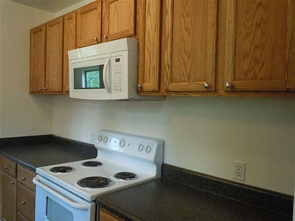 4th image of 127 Salmon St