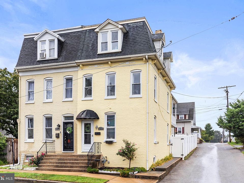 1st image of 613 Ridge Ave