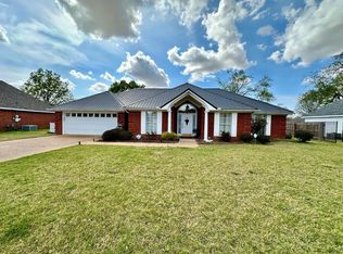 1216 Waverly Ave, Cleveland, MS 38732