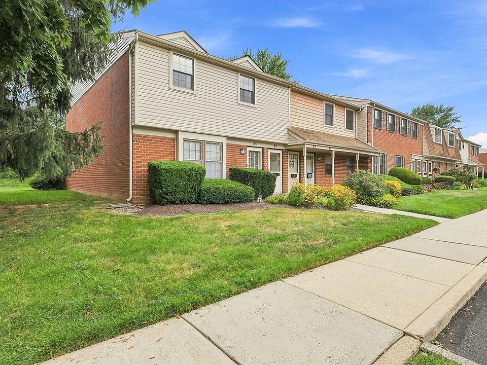 1st image of 1155 York Rd APT B11