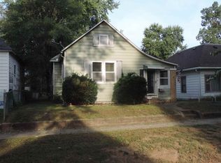 1818 Garfield Ave, Terre Haute, IN 47804