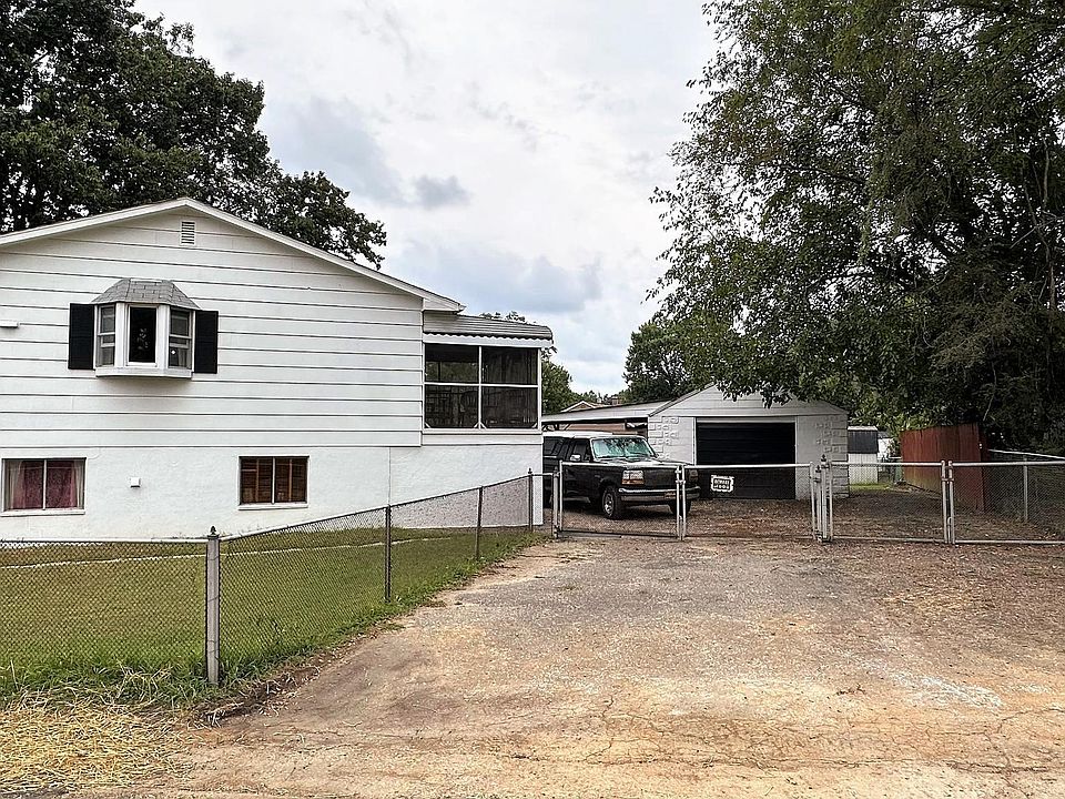 2nd image of 100 McGuirk Dr