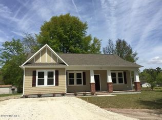 511 Peru Rd, Sneads Ferry, NC 28460