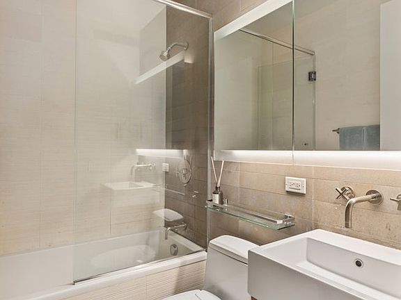 5th image of 515 E 72nd St APT 12N