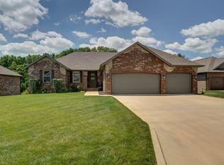 1859 N Bristol Ave, Springfield, MO 65802