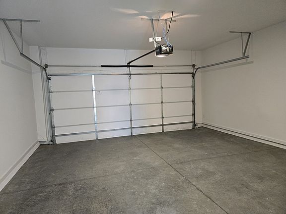 3rd image of 4229 Millcroft Pl #4229