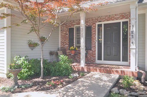 4th image of 15722 Beverly Ct