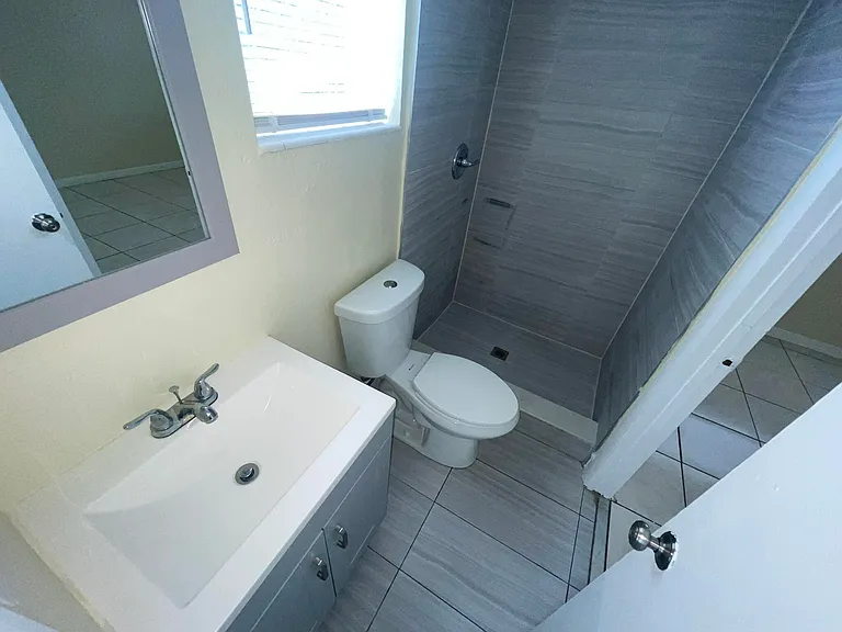 5320 Harriet Pl — Photo 22