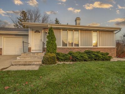 1044 North Wuthering Hills Drive, Janesville, WI, 53546