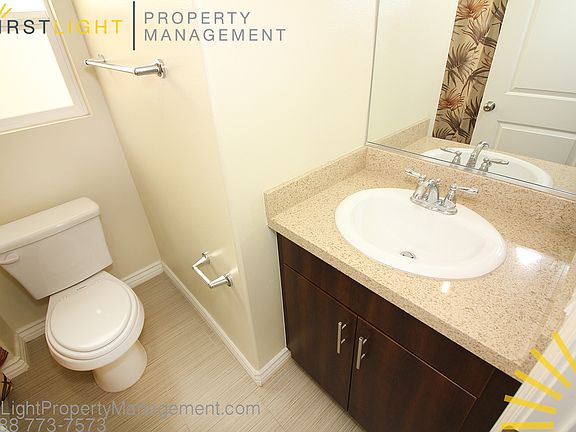 4th image of 11942 Terra Bella St Unit 2