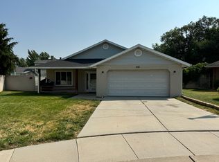252 W West Oaks Cir, Ogden, UT 84404