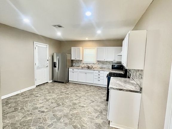 5th image of 2713 Speight Ave