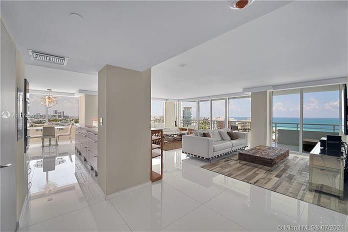 1st image of 400 S Pointe Dr APT 1510