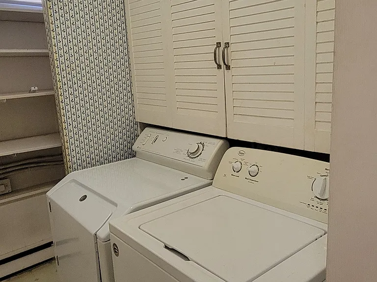 102 Pine St #1 — Photo 12