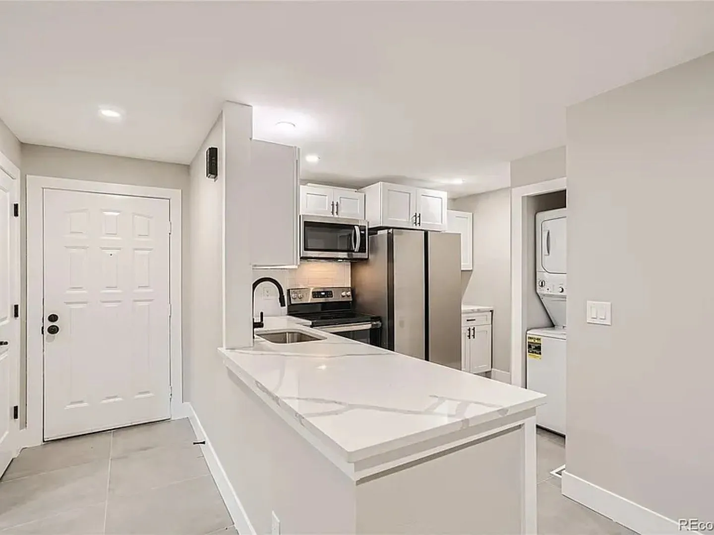 Charming 2BR Condo in Arvada — Photo 3