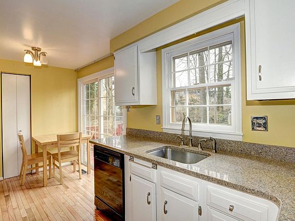Kitchen with dining nook
