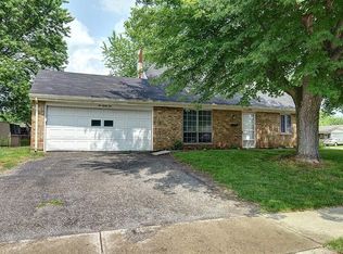 685 Colorado Dr, Xenia, OH 45385