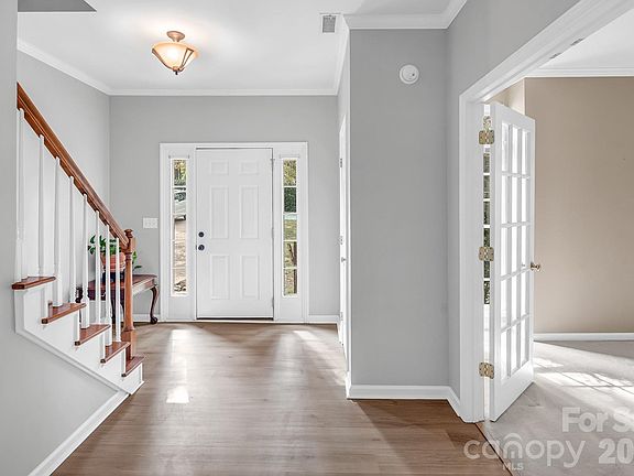 3rd image of 5016 Hickory Lake Ln