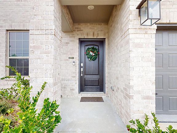 4th image of 14407 Cardinal Forest Dr