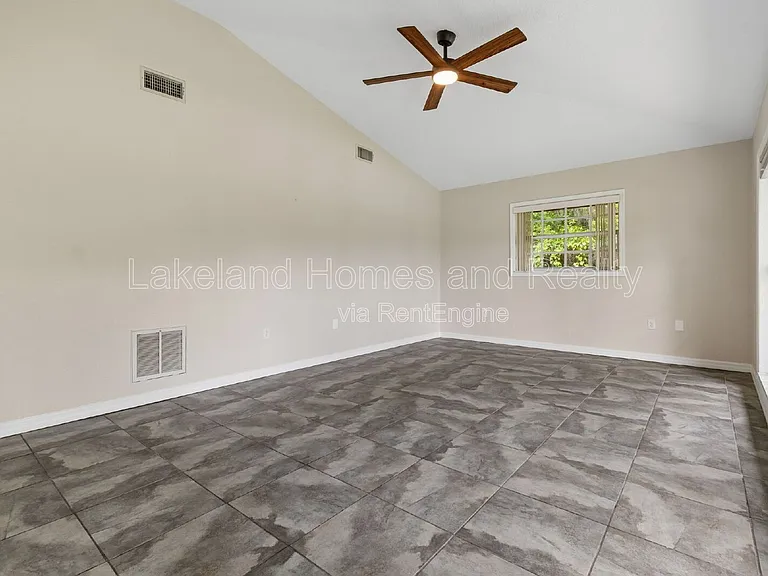 95 Woodside Dr — Photo 18
