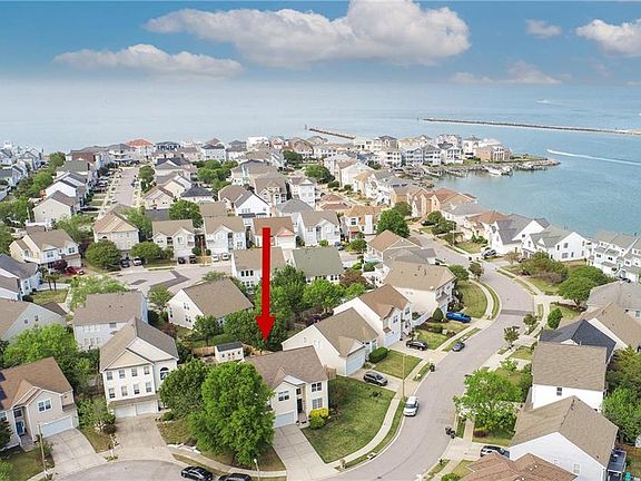 4th image of 9559 Bay Point Dr