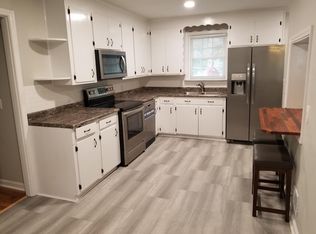 118 Cherry Hall Dr, Lexington, SC 29072