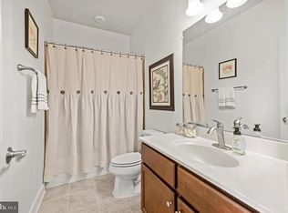 710 Bluemont Ave, Alexandria, VA 22301