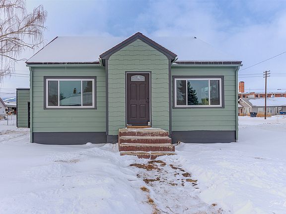 4th image of 700 4th St
