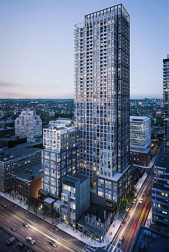 108 Peter St Photo 1