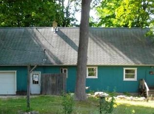 7716 N Airpark Rd, Weidman, MI 48893